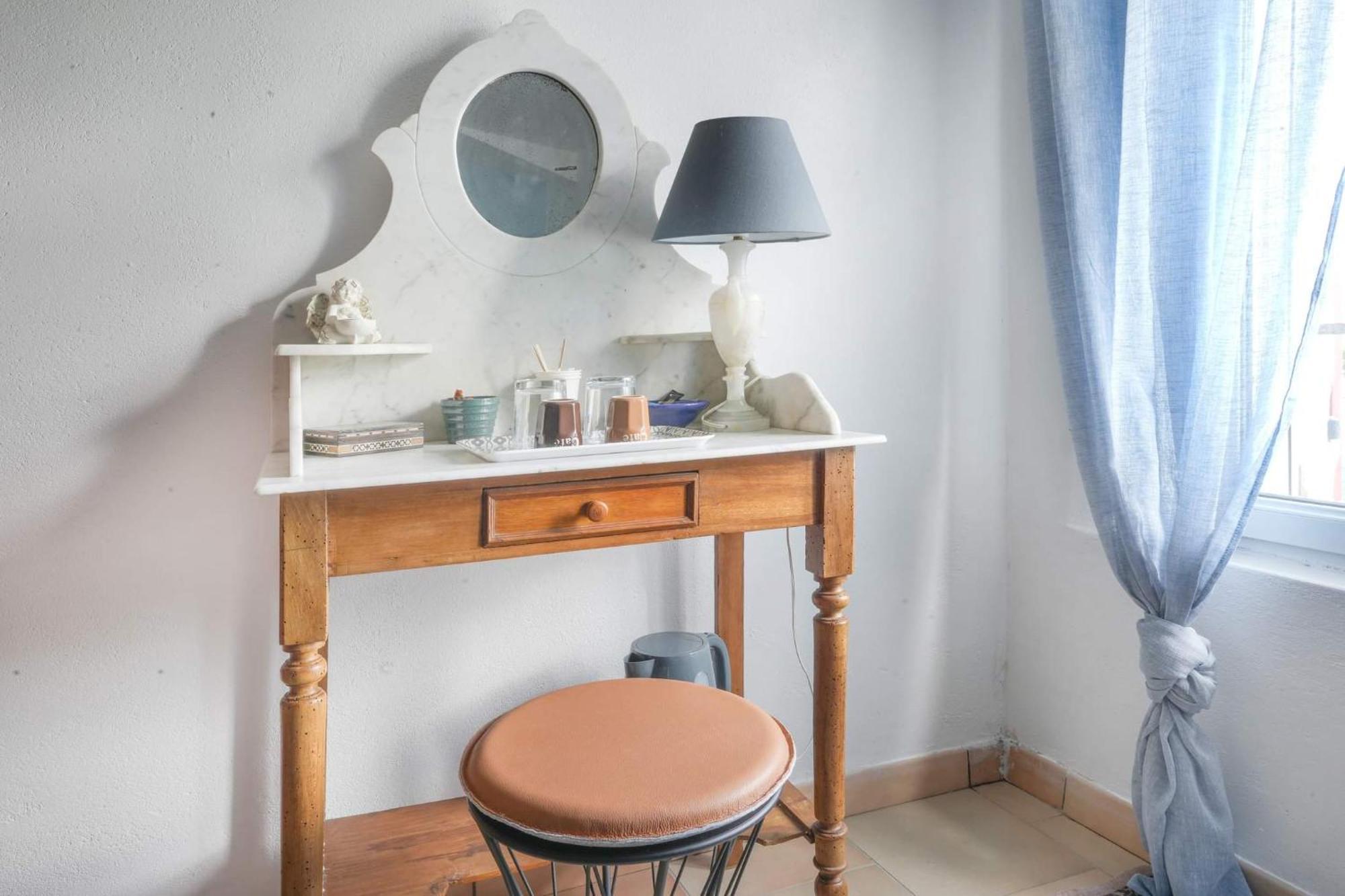 Clos Des Herissons - Chambres D'Hote - Piscine & Jardin Lauris エクステリア 写真